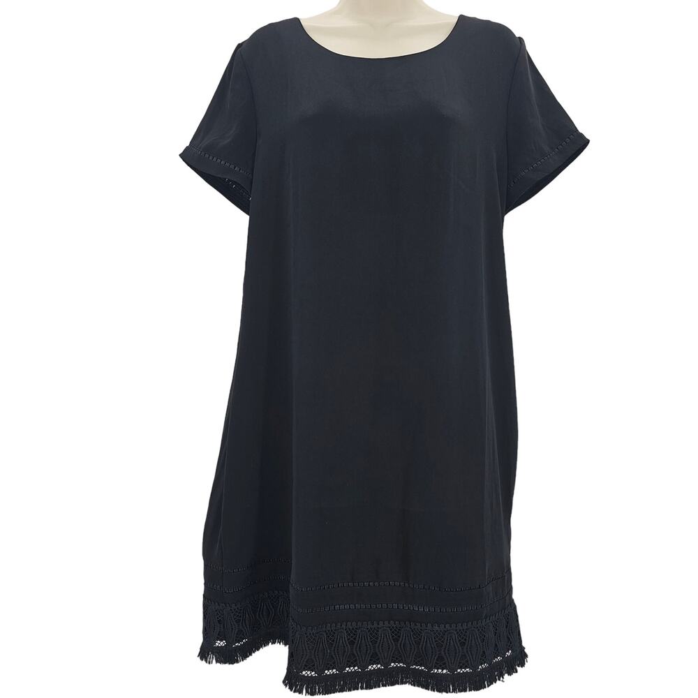 Cynthia Rowley Womans size 12 Lace Hem Black Shift Mini Dress Short Sleeve Boxy